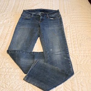 Lightly distressed, no holes